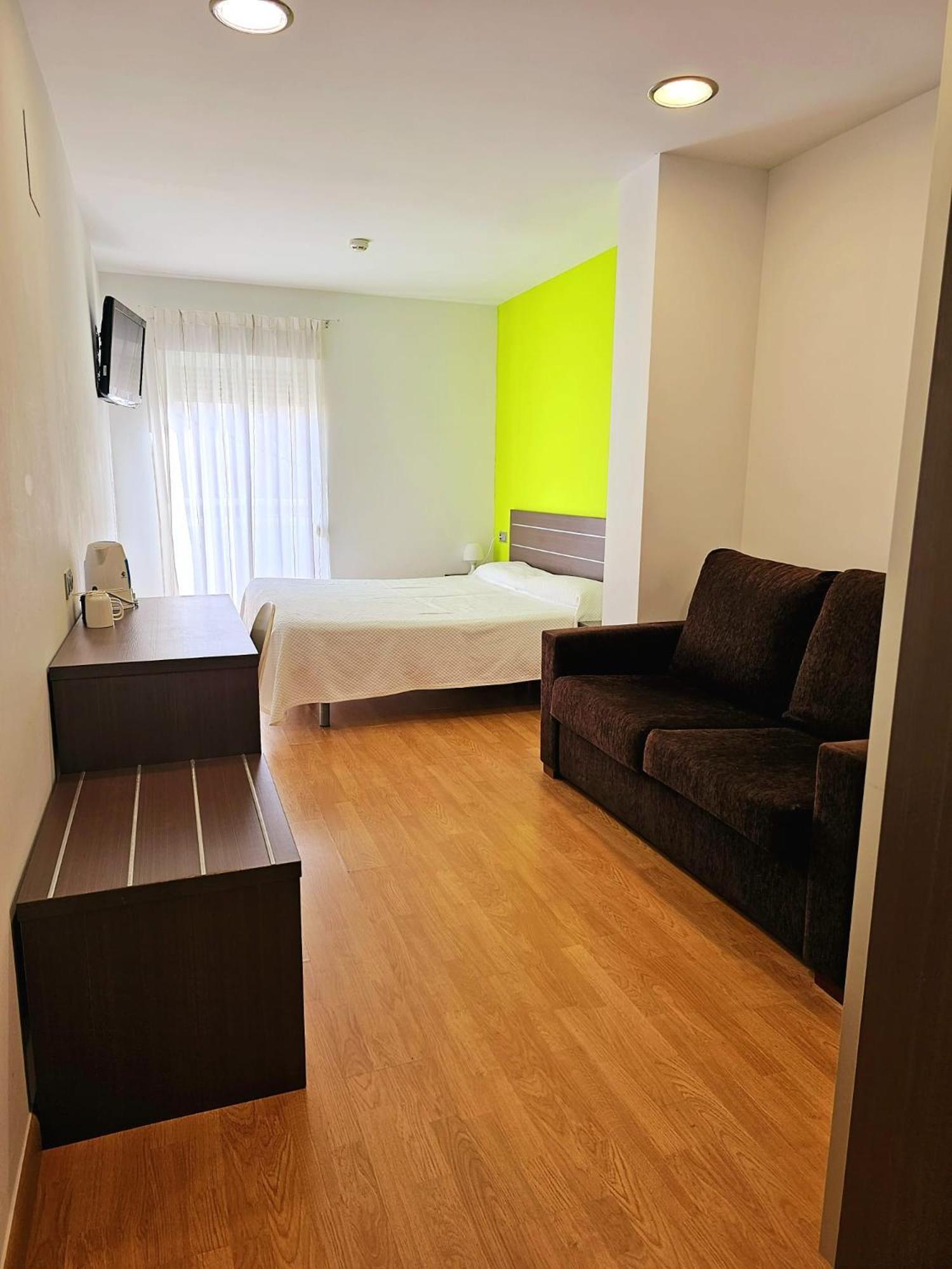 Hotel Clopy Rocamar Benidorm Exteriör bild